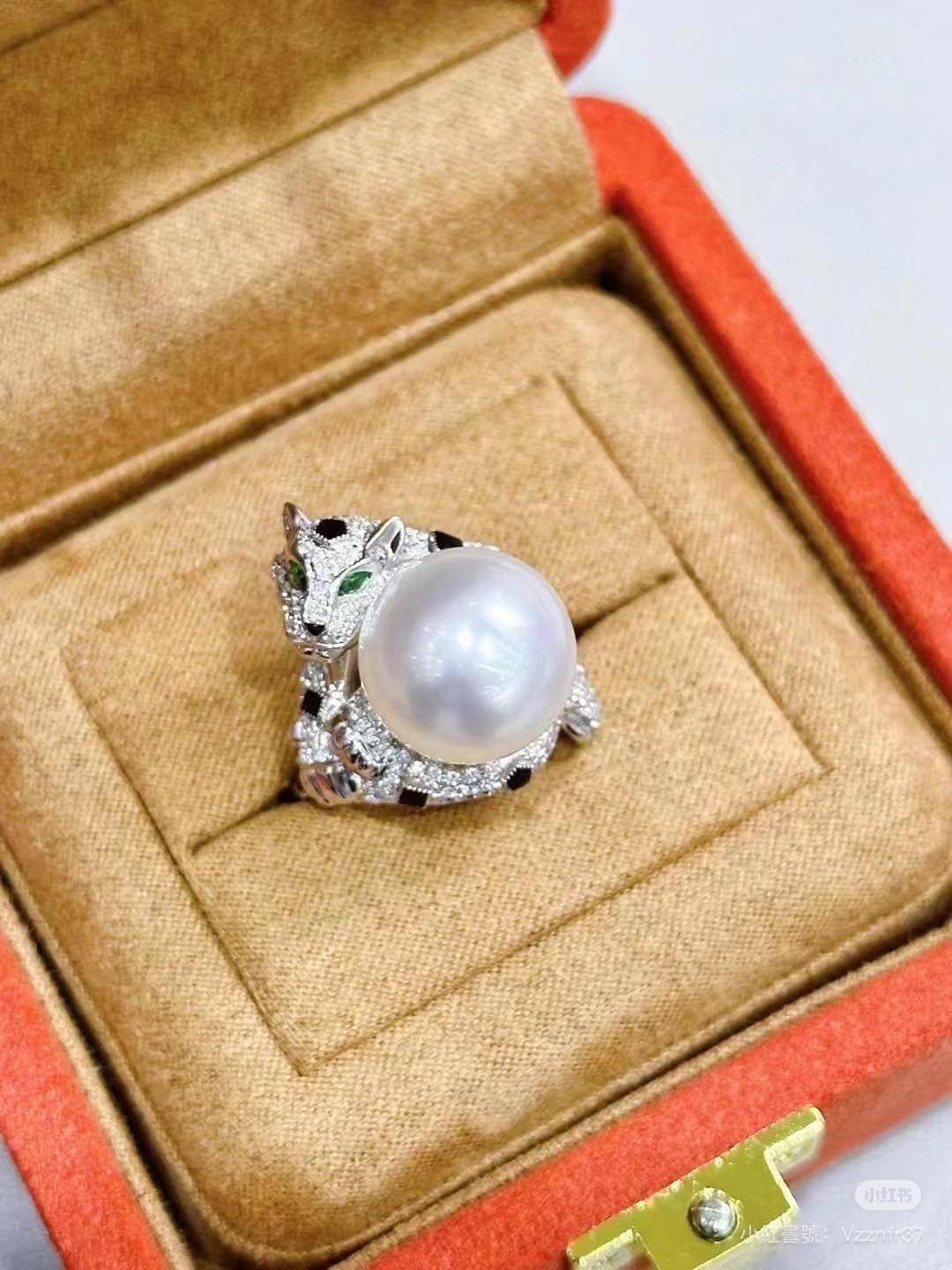 靈狐納月・守福月光